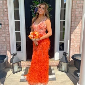 Jovani Feathered Dress🧡